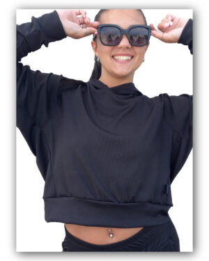 buzo negro de mujer